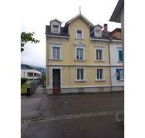 RESERVIERT: Charmant und zentral mit Blick über die Schrebergärten Kanderns