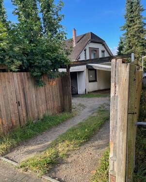 Hofauffahrt - Mehrfamilienhaus, Wohnhaus in Bredstedt zum Kaufen
