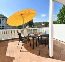 Helle 2-Zimmer-Ferienwohnung mit Tiefgarage und Keller - Binz