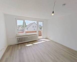 *FRISCH RENOVIERT* Moderne 2-Zimmer-Wohnung mit Balkon und EBK in Westercelle