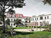 Palais Stahnsdorf Innenhof mit Kinderspielplatz un - 4 Zimmer Etagenwohnung in Stahnsdorf