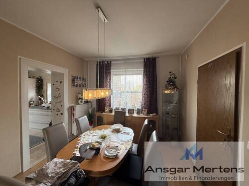 Esszimmer Erdgeschoss - Mehrfamilienhaus, Wohnhaus mit 120,40 m&sup2; in Mönchengladbach-Kothausen zum Kaufen