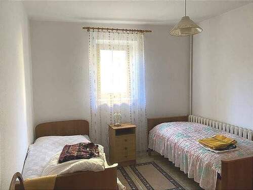 Zimmer VI im OG - 