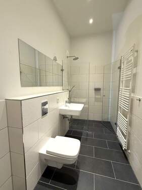 En-Suite Bad - 