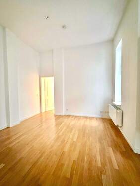 Wohn- und Essbereich - Terrassenwohnung mit 63,00 m² in Berlin zum Kaufen