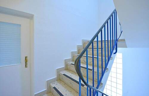 Nr 10 Treppenhaus (2) - 2 Zimmer Mehrfamilienhaus, Wohnhaus zum Kaufen in Kassel / Wehlheiden