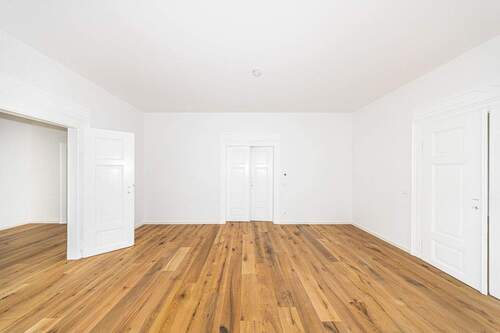 Schlafzimmer 1 - Etagenwohnung mit 167,00 m&sup2; in Leipzig zum Kaufen