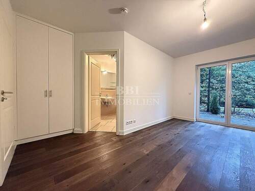 Schlafzimmer mit Bad en-Suite - 