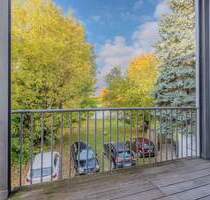 Stilvolle 2-Raum-Wohnung in Chemnitz mit Balkon, Gartenblick und Tageslichtbad mit Dusche & Wanne