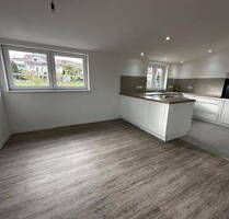 Großzügige 3,5-Zi wunderschöne Lage in Rottenburg mit Garten