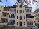 Gebäude - 2 Zimmer Etagenwohnung zur Miete in Zwickau