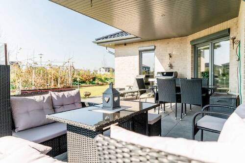 3 Terrasse - 5 Zimmer Einfamilienhaus in Schafflund