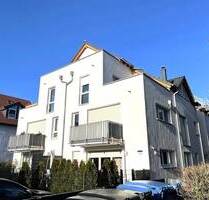 Moderne 2 ZW mit Balkon und TG-Stellplatz in ruhiger Lage von Hattersheim.
