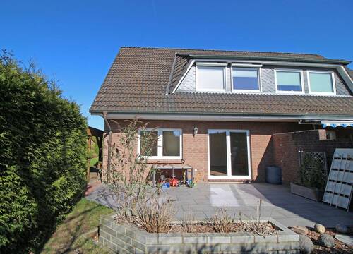 Terrassenansicht - 4 Zimmer Doppelhaushälfte in Wahlstedt