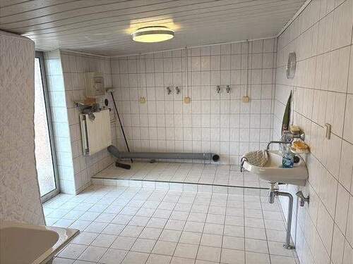 Nebengebäude-Waschküche - 