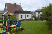 Rückansicht mit Garten - 