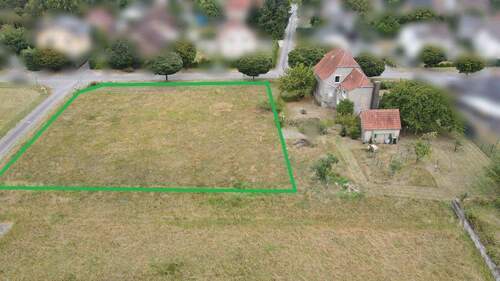 Seitenblick - Grundstück in Lage