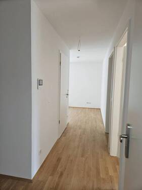 Flur - Etagenwohnung mit 79,00 m² in Nürnberg zur Miete