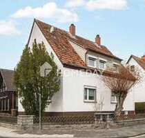 Voll vermietetes Zweifamilienhaus mit Stellplatz und Vollkeller in attraktiver Lage - Langenselbold