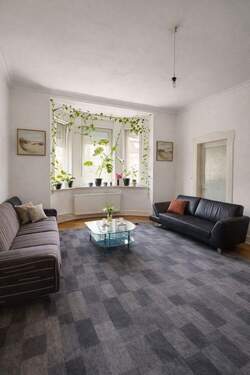 Wohnzimmer - 3 Zimmer Etagenwohnung zum Kaufen in Ansbach