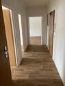 Flur (2) - 3 Zimmer Etagenwohnung in Gera