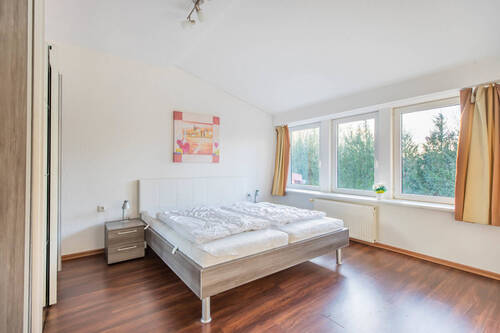 Zimmer 4 DG - 1. Wohnung - 