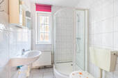 Badezimmer - 2. Wohnung - 
