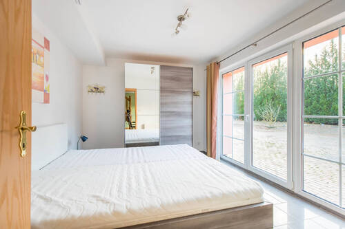 Zimmer 1 EG - 1. Wohnung - 