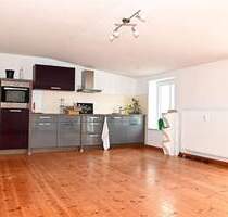 5-Raumwohnung mit 2 Balkonen - 1.480,00&nbsp;EUR Kaltmiete, ca.&nbsp; 194,00&nbsp;m&sup2;&nbsp;Wohnfl&auml;che in Ribnitz-Damgarten (PLZ: 18311)