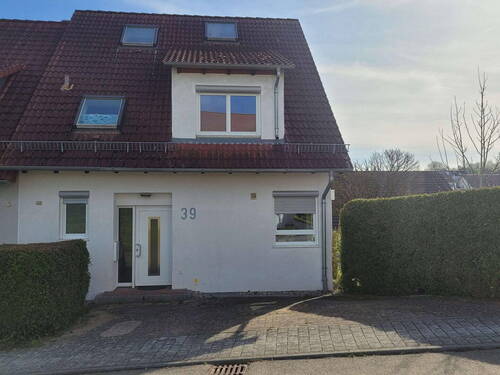 Ansicht Nord - 6 Zimmer Doppelhaushälfte zum Kaufen in Oberstenfeld