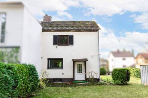 Hausansicht - Gartenrückseitig - 