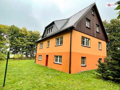 Giebel- und Rückansicht - 