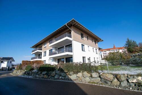 Außenansicht - Luxuriöse 4-Zimmer-Wohnung mit tollem Bergblick