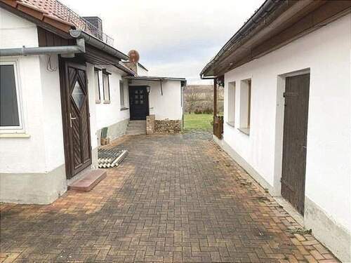 Hof - Einfamilienhaus mit 110,00 m&sup2; in Seegebiet Mansfelder Land zum Kaufen