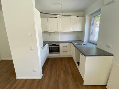 Zeitlose Einbauküche - Neubau 2022 