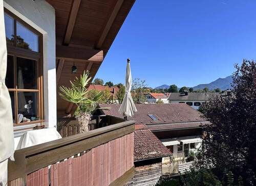 Süd-Balkon mit Aussicht - 3 Zimmer Etagenwohnung in Murnau am Staffelsee
