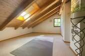 Zimmer entmöbliert - 
