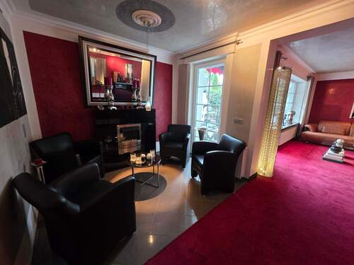 Kaminecke - Mehrfamilienhaus, Wohnhaus mit 220,00 m&sup2; in Velbert zum Kaufen