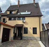 SANIERTES ZWEIFAMILIENHAUS IN 72186 EMFINGEN DIRECT AN DER AUTOBAHN OHNE PROVISION - Empfingen