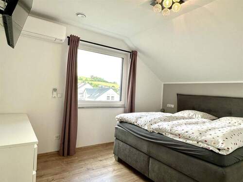 Schlafzimmer Eltern - 