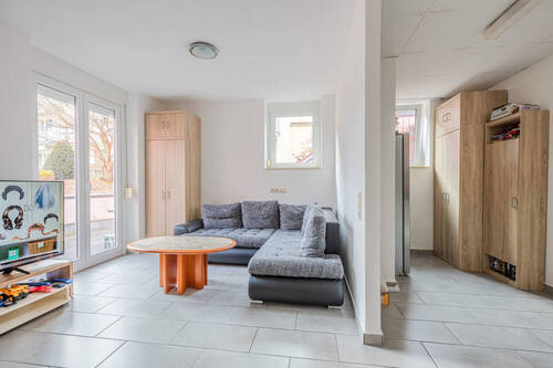 Wohnung Souterrain - 