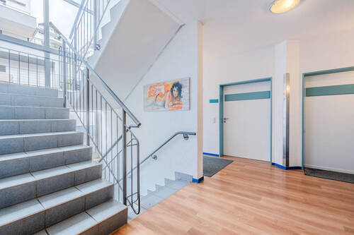 Hausflur - Mehrfamilienhaus, Wohnhaus mit 455,00 m&sup2; in Bodman-Ludwigshafen zum Kaufen