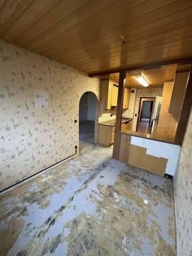 Esszimmer Richtung Küche - 3 Zimmer Etagenwohnung in Waiblingen