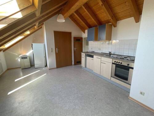 Wohn-, Ess- und Küchenbereich - Etagenwohnung mit 28,00 m² in Überlingen zum Kaufen