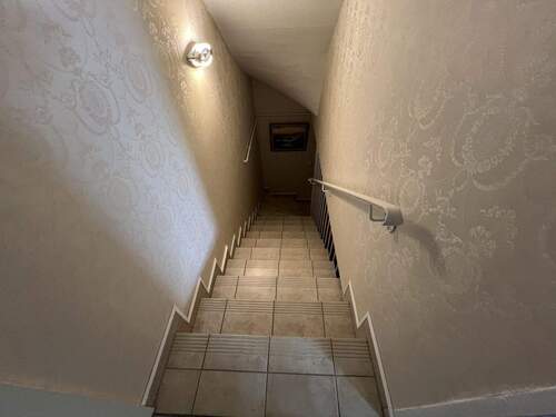 Treppe zum UG - 