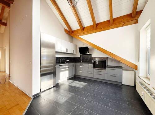 Küche mit EBK - 4 Zimmer Etagenwohnung zur Miete in Tuttlingen