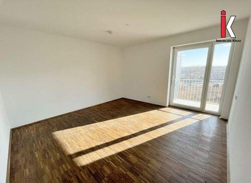 Bild 2 - 2 Zimmer Etagenwohnung zur Miete in Böblingen