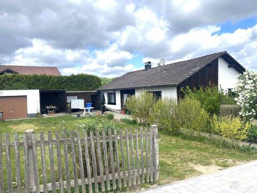 20260508_080139336_iOS.jpg - 4 Zimmer Mehrfamilienhaus, Wohnhaus zum Kaufen in Ascha