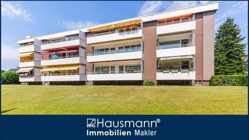 Hausansicht - Großzügige Raumaufteilung in zentraler und doch grüner Wohnlage von Barsbüttel!