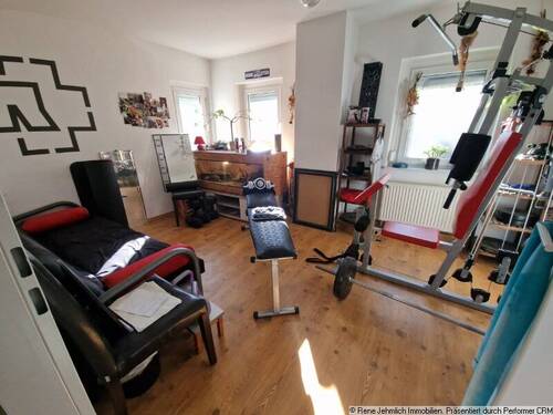 Sportraum oder Kind 1 im OG - 